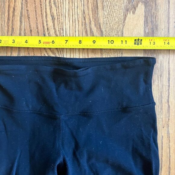 Lululemon Athletica Black Wunder Under Mid Rise Leggings   Women's Size 4 - Picture 6 of 9